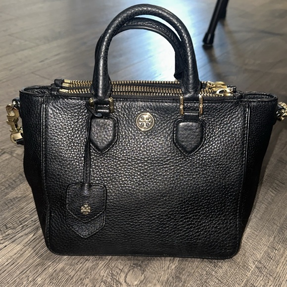 Tory Burch Robinson Pebbled Square Tote/crossbody - Picture 2 of 16